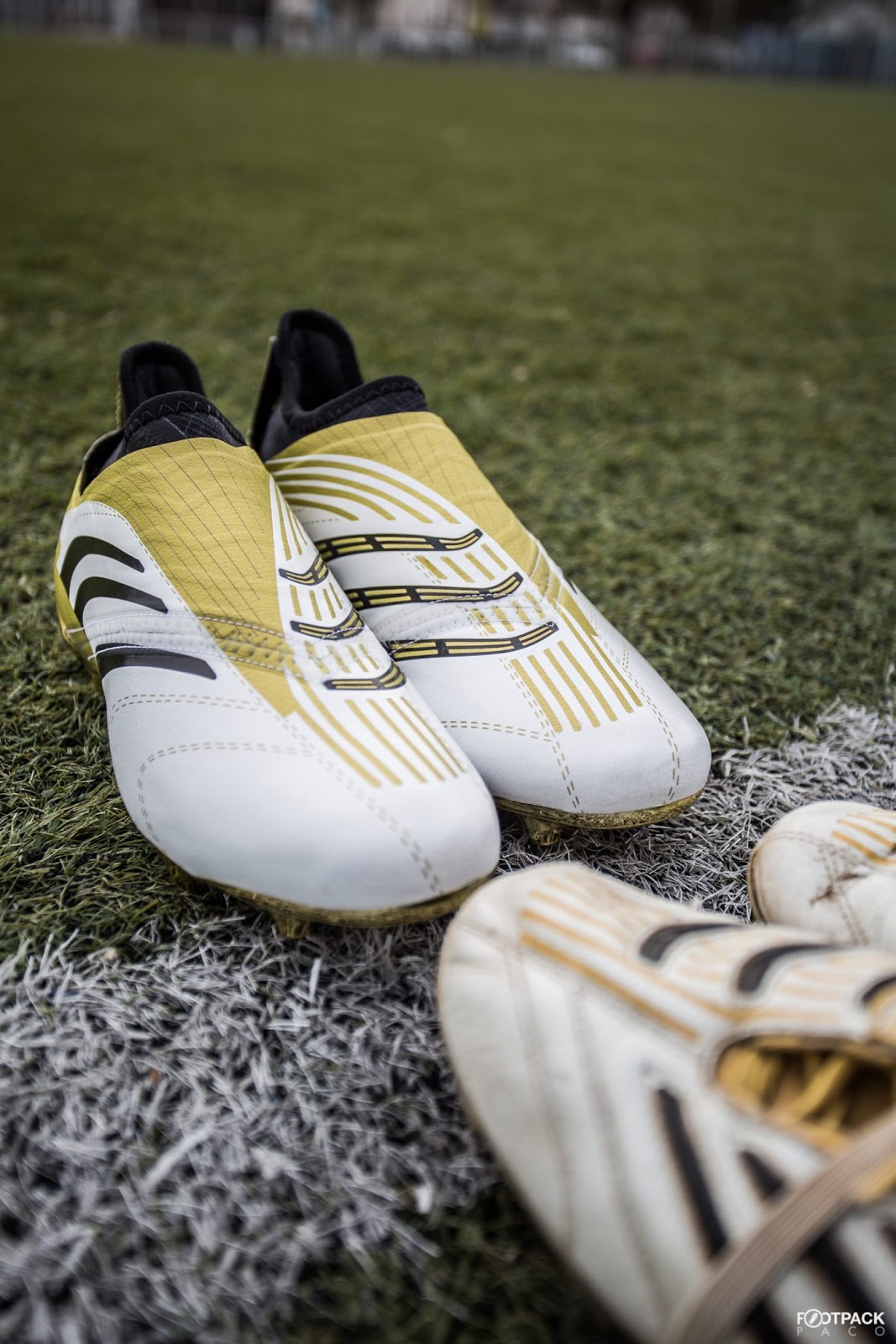 Adidas 2025 glitch predator